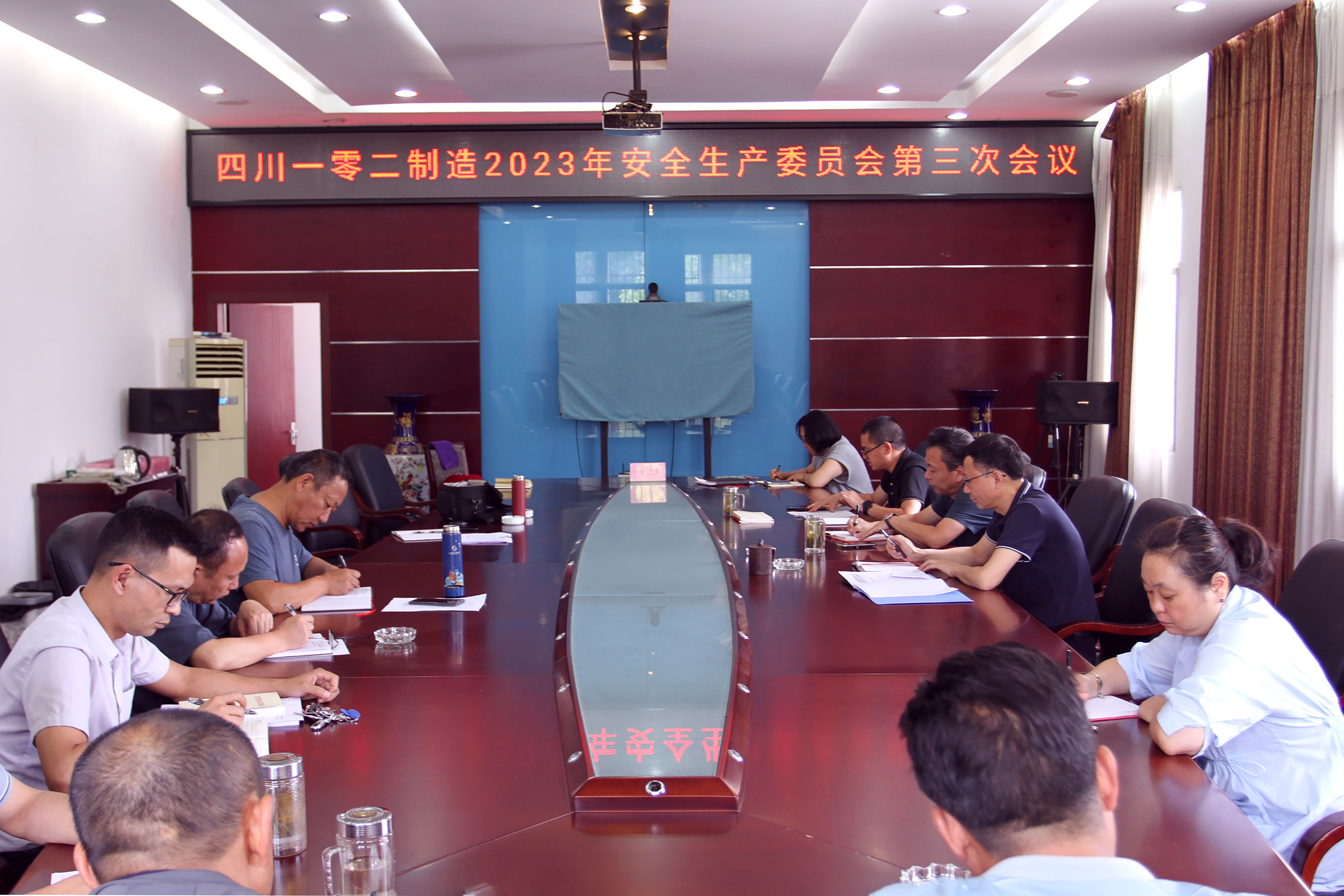 IMG_1589-1.jpg IMG_1589-1.jpg